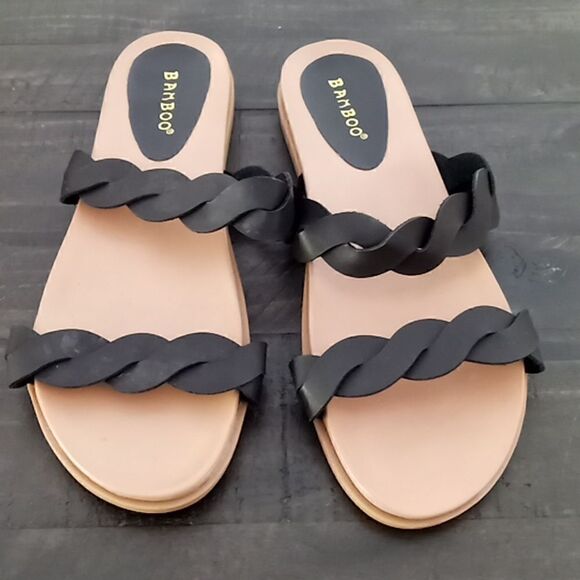Bamboo flip flops size 8 and 1/2 good condition - Picture 1 of 6